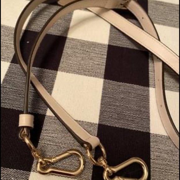 Authentic Coach - Picture 5 of 6